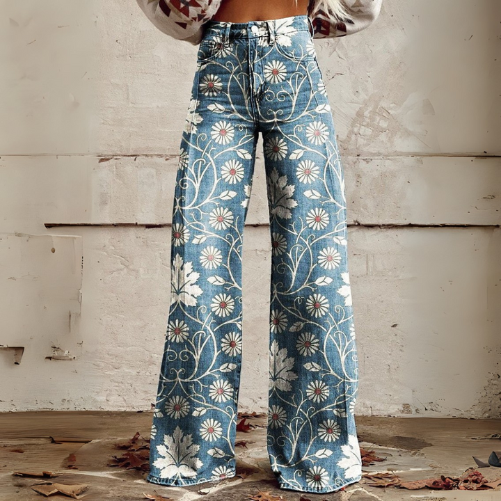 Alessia | Bell Bottom Jeans
