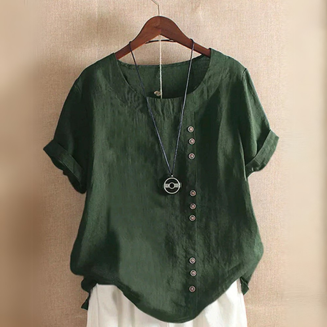 Kelly |  Flattering Everyday Blouse