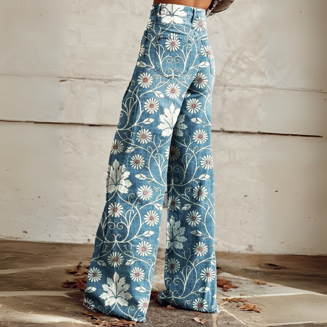 Alessia | Bell Bottom Jeans