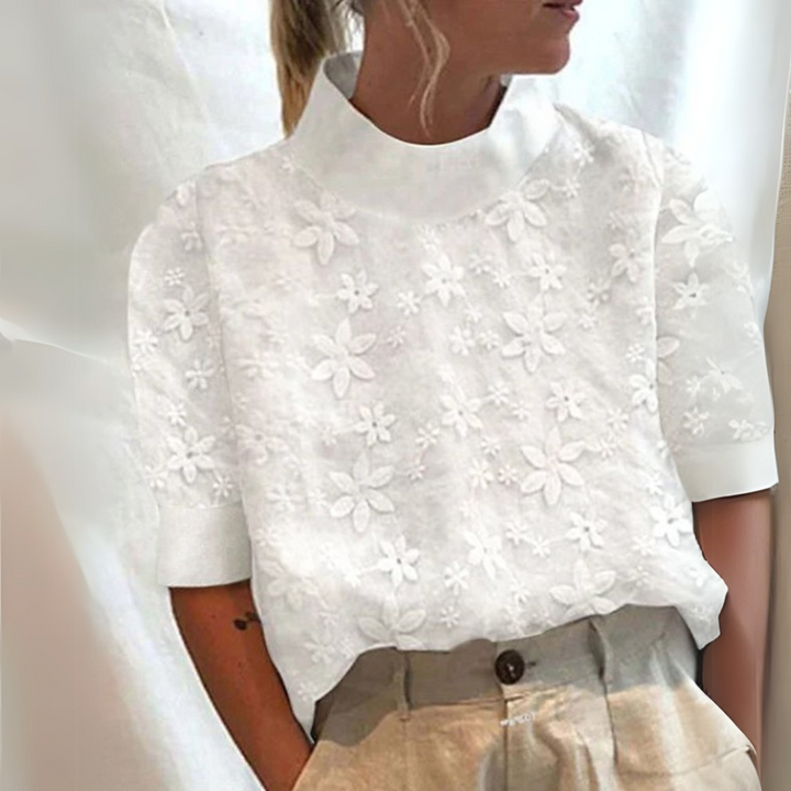 Ezra | Flattering Timeless Blouse