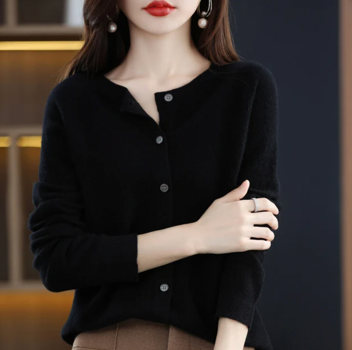 Annika | Elegant Wool Sweater